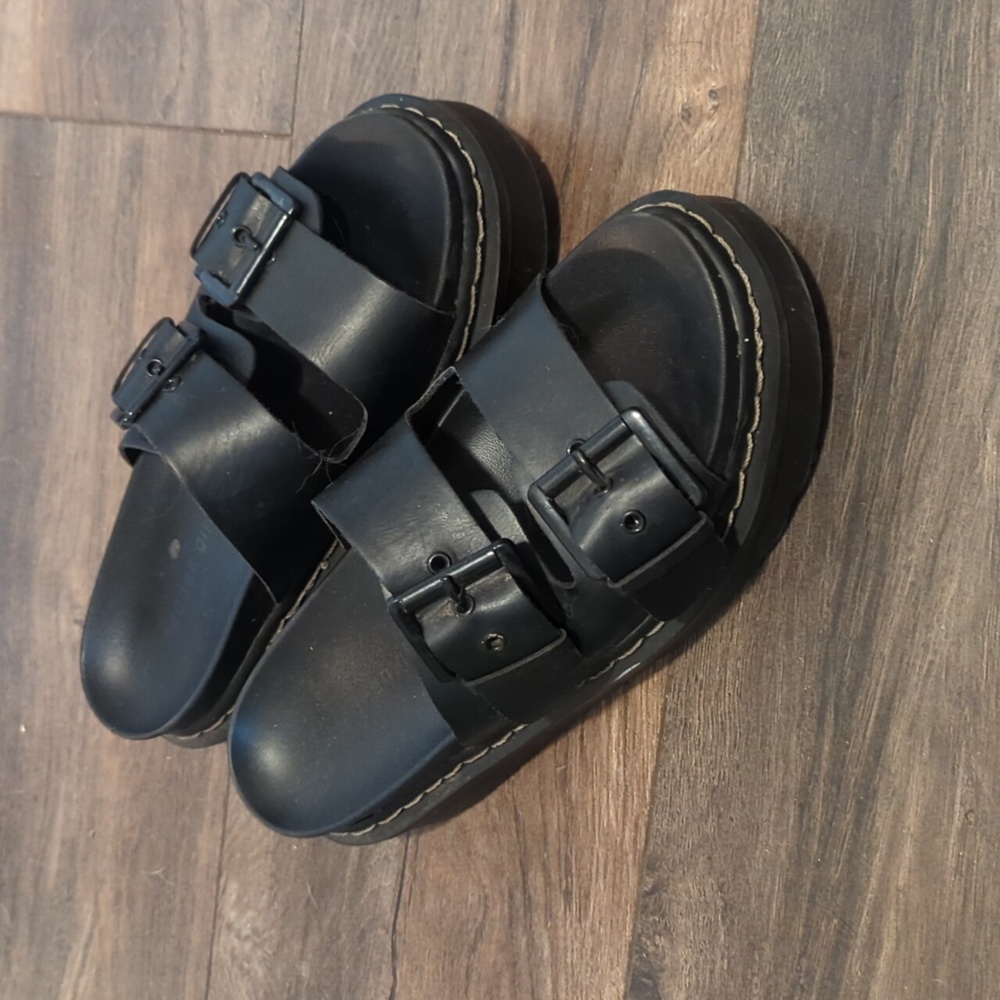 Size 7 Madden Girl chunky slides